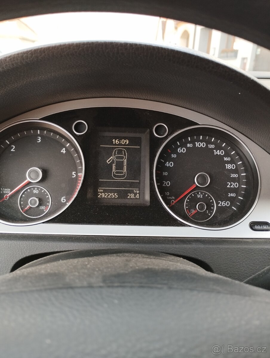 Volkswagen Passat B6 - 3