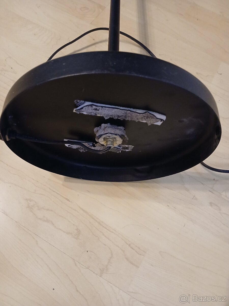 Stojanová lampa s vypínačem - 3