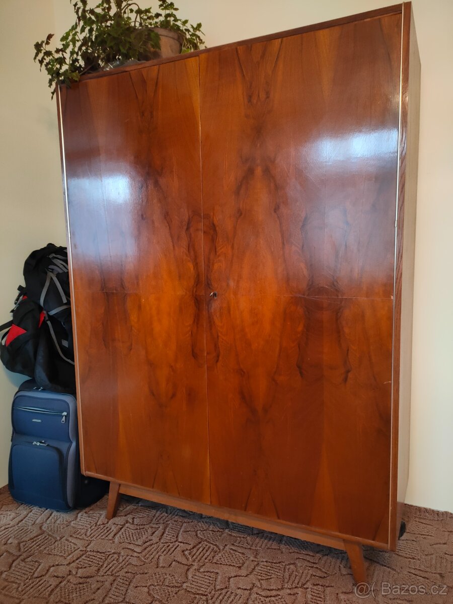 retro nábytek JITONA - 3