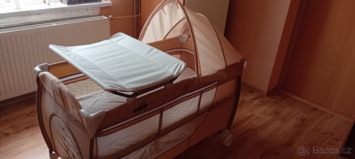 Přenosná, skládací postýlka - 3