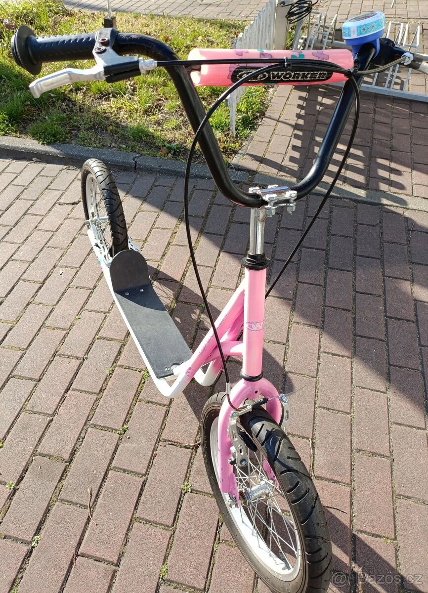 Dívčí koloběžka Worker - 3