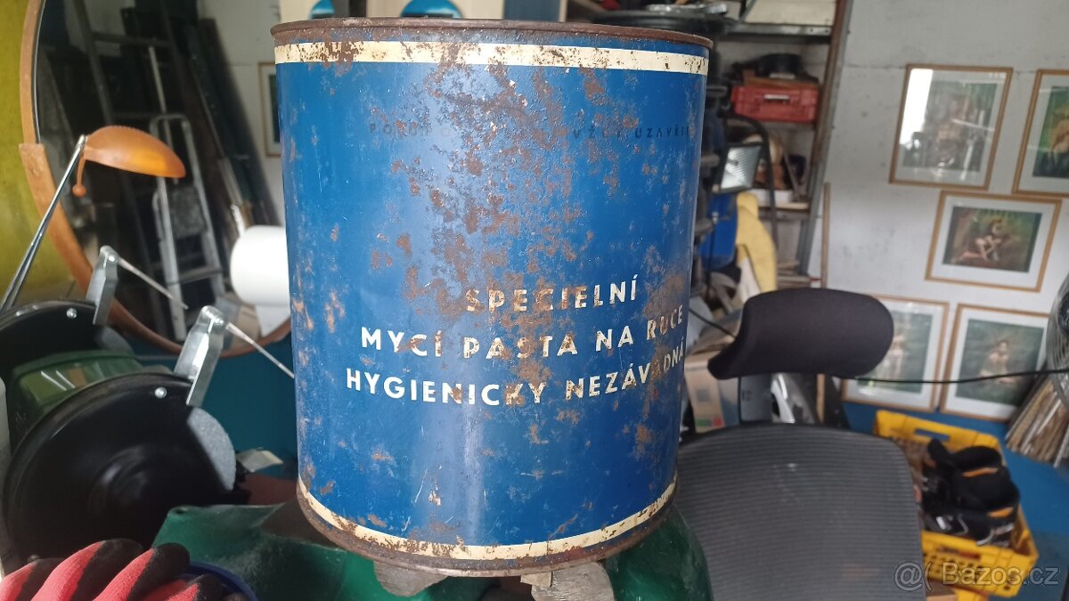 Velka stará plechovka - 3