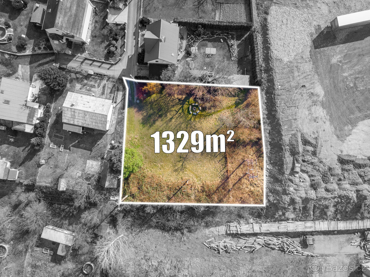 Stavební pozemek určený k výstavbě RD, obec Valtířov - 3