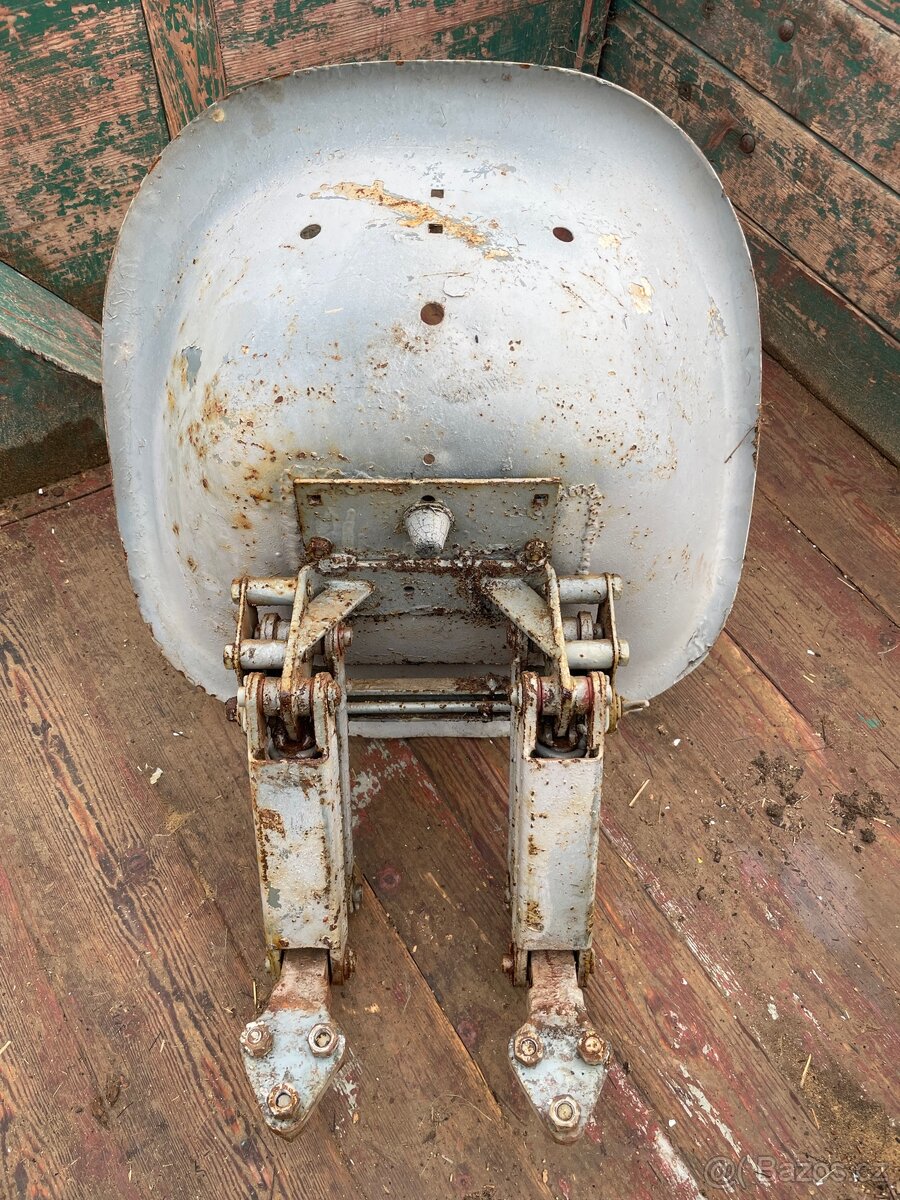 Sedadlo sedačka Zetor 3011 4011 - 3