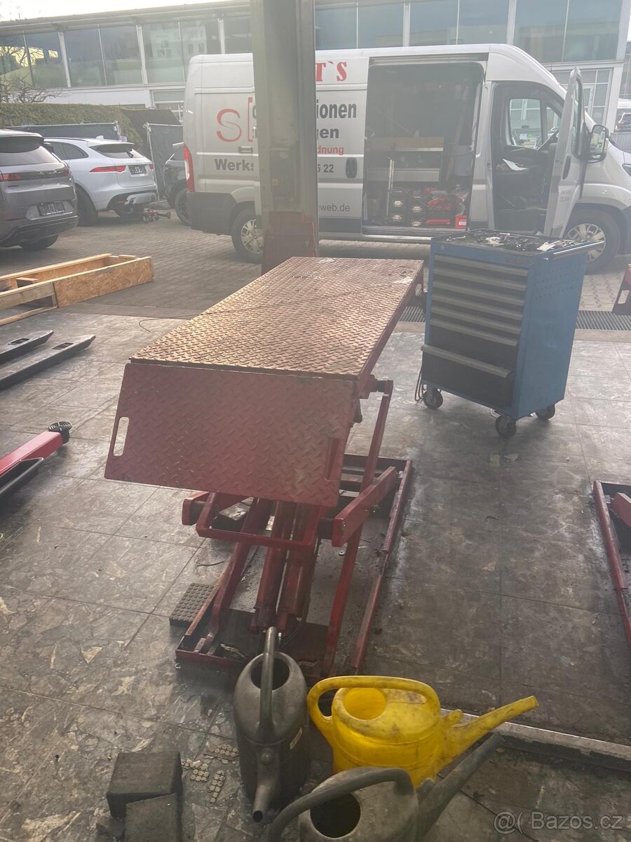 Nůžkový zvedák - 3