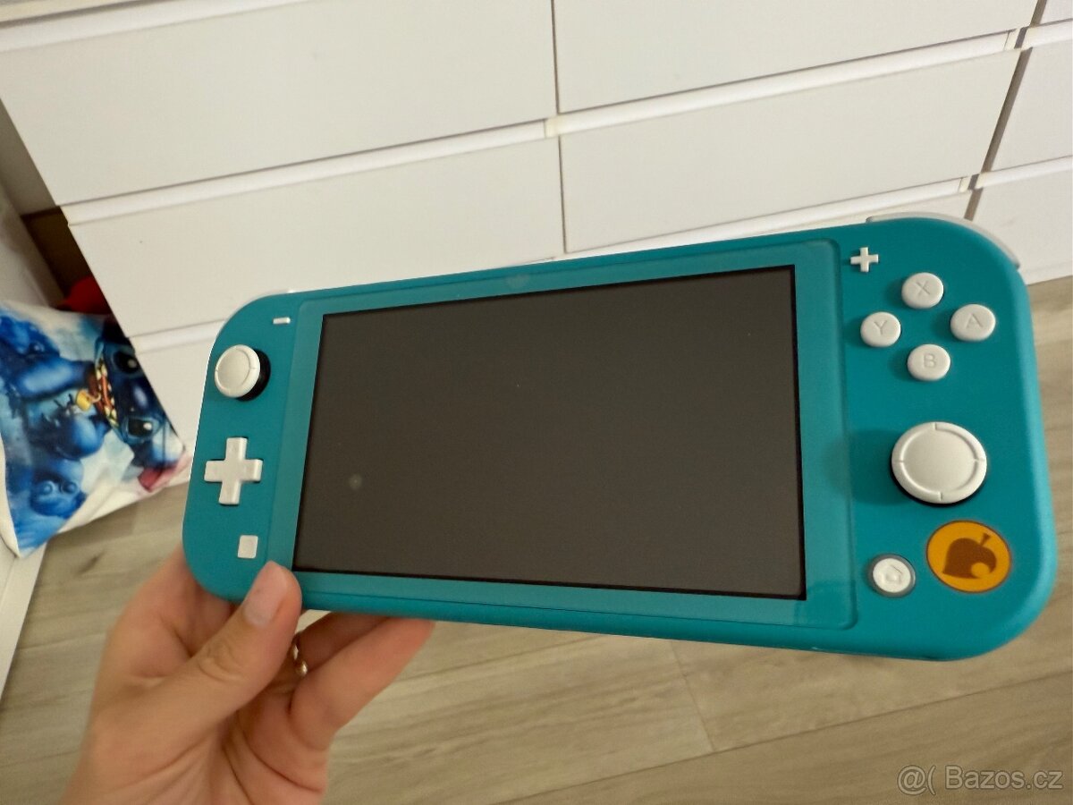 Nintendo Switch Lite - 3