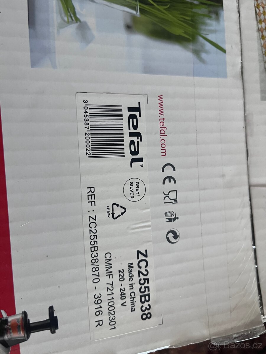 Odšťavňovač Tefal Infiny Juice ZC255B38 - 3