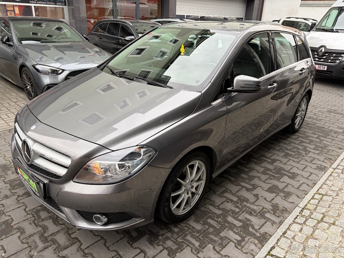 Mercedes Benz B 180 1,6i AT, 2x kola, serviska - 3
