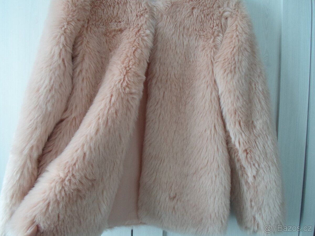 Růžový chlupatý kabát kabátek bunda - 152 - 3