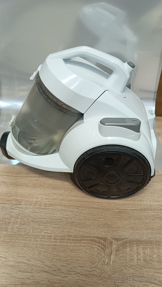 Elektrický vysavač - 3