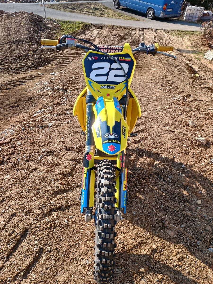 Suzuki RMZ 250 - 3