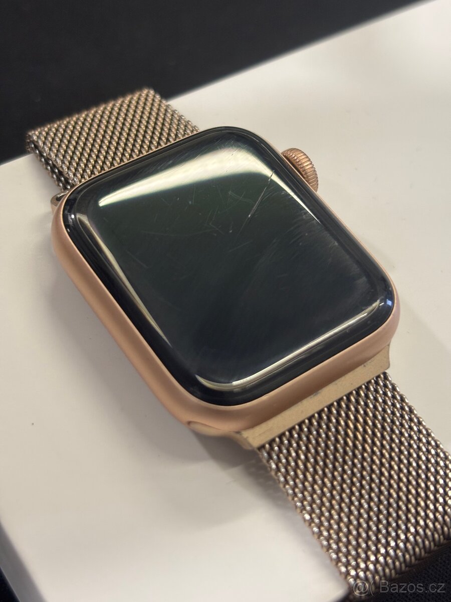 Apple Watch SE 40mm - 3