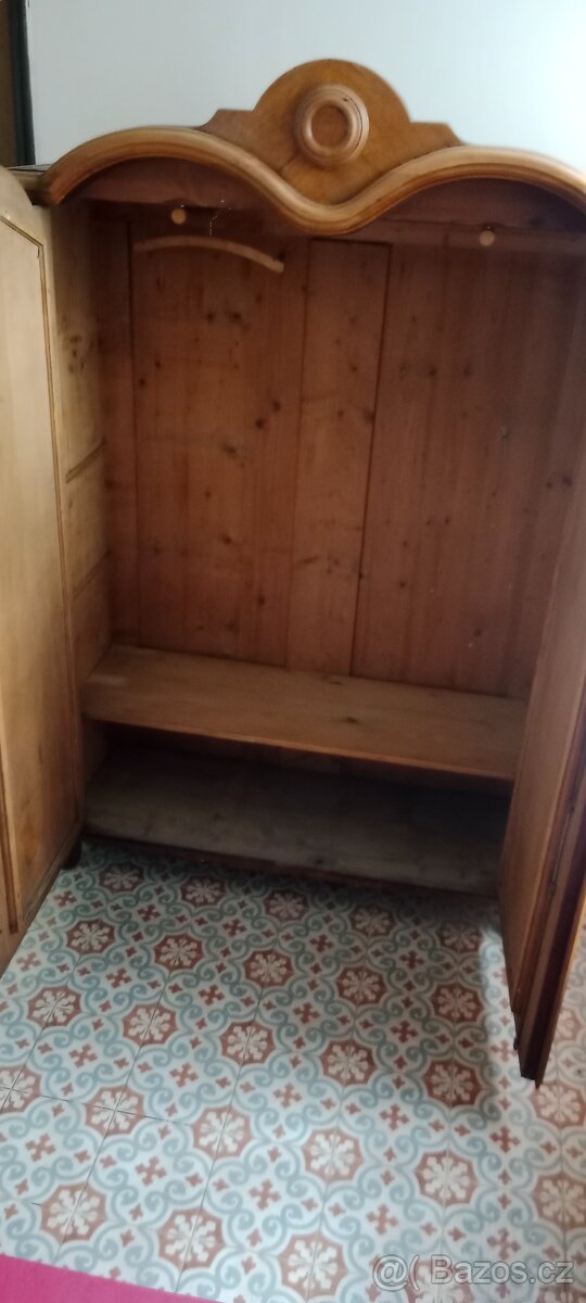 Skříň biedermeier - 3
