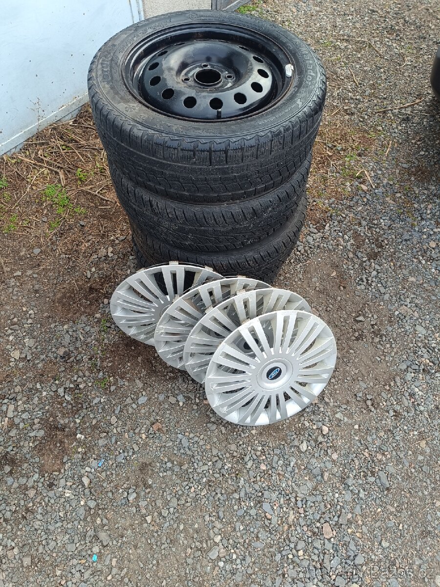 Ford R15 plech+pneu+poklice - 3