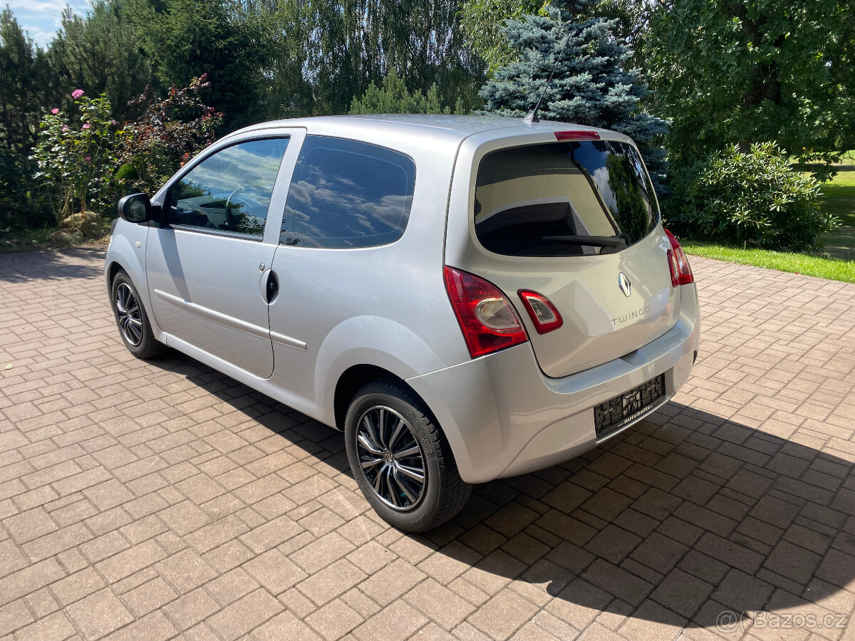 Renault TWINGO II 1.2i 16V 55kW 2012 model 2013 - 3