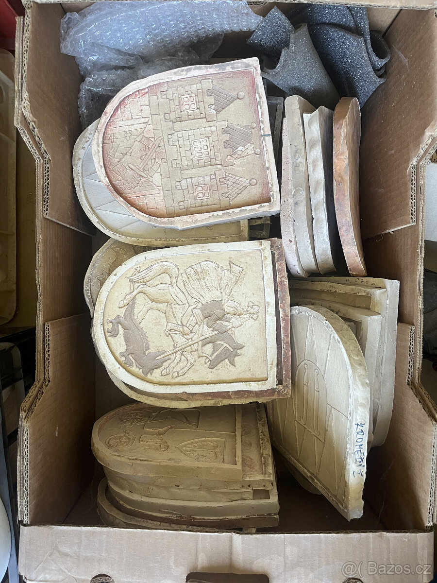Prodám formy na keramické městské, rodové a jiné znaky - 3