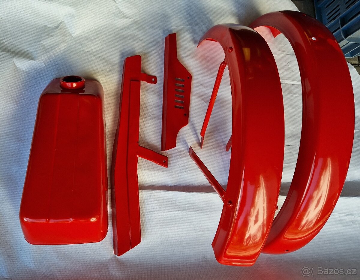 Kompletní sada plechů, plechařina na BABETTU 210, NOVÝ LAK - 3