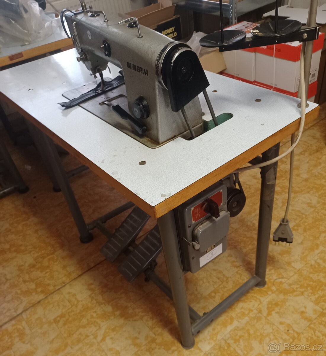 Průmyslový šicí stroj MINERVA 72111-101 na 380V - 3