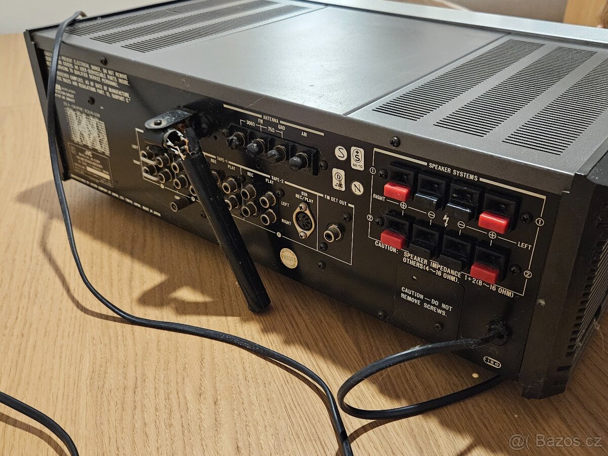 Vintage stereo receiver JVC JR-S300 - 3