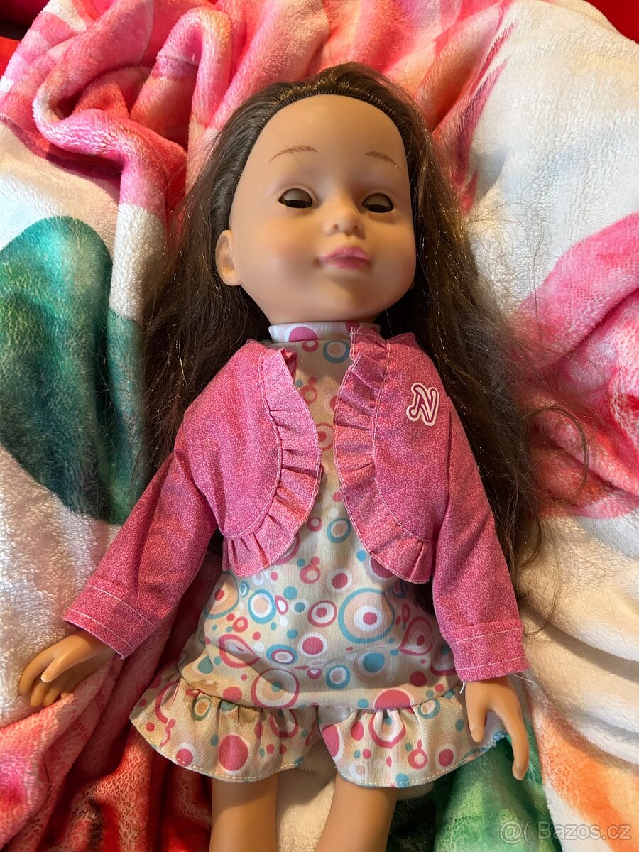 Mrkací panenka. - 3