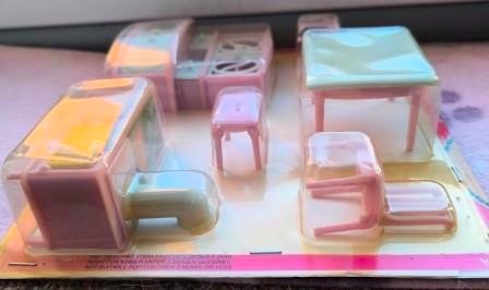 Retro hračky-Nábyteček pro panenky - 3