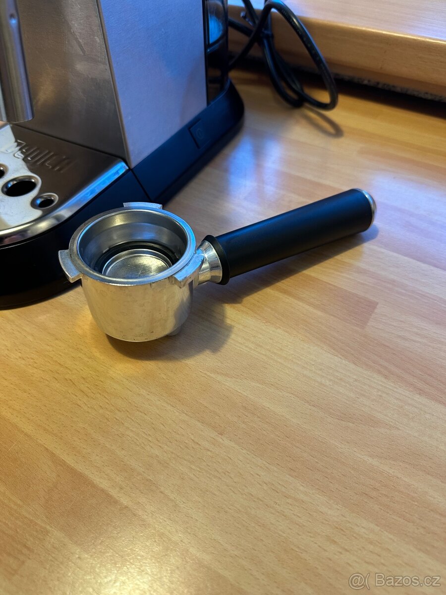 Kávovar Delonghi EC685 - 3