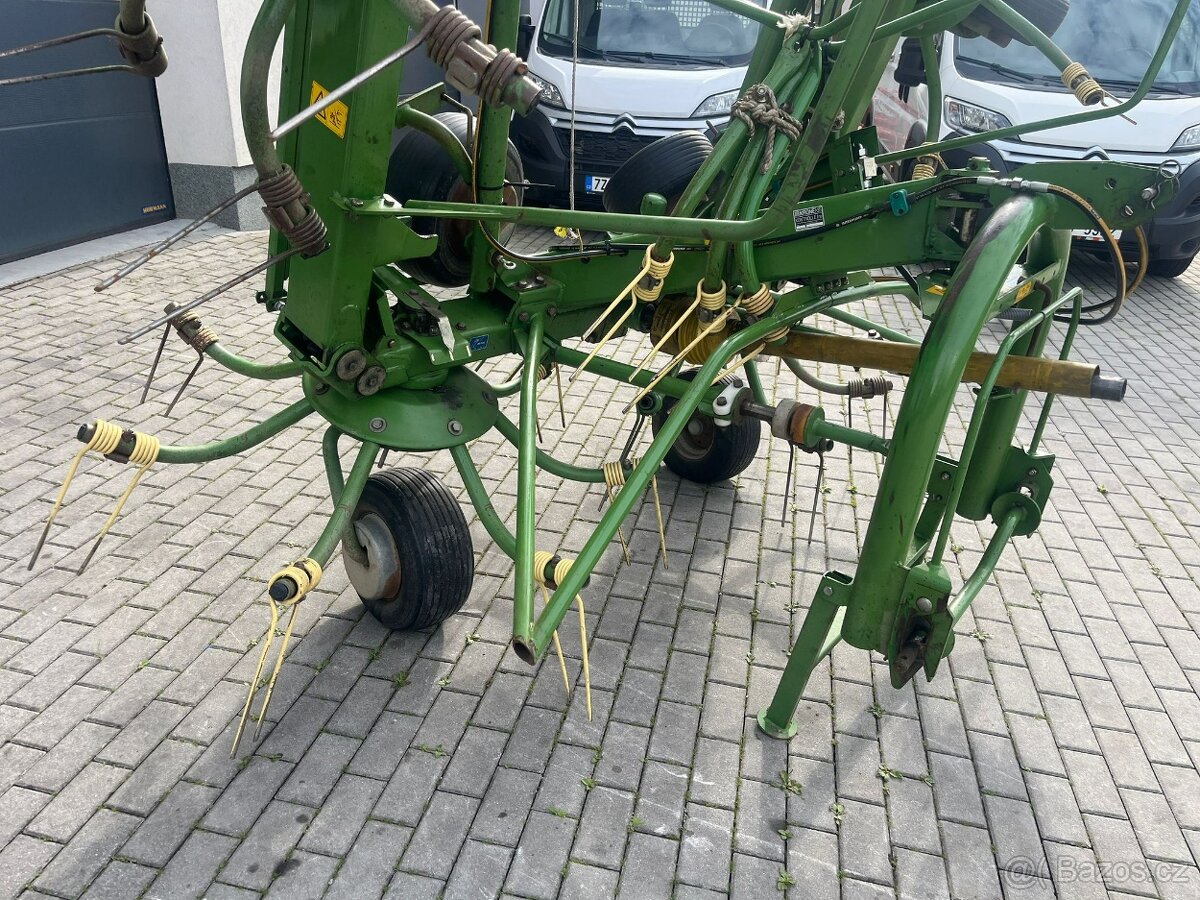 Obraceč sena , píce KRONE KW 7.70 - 3