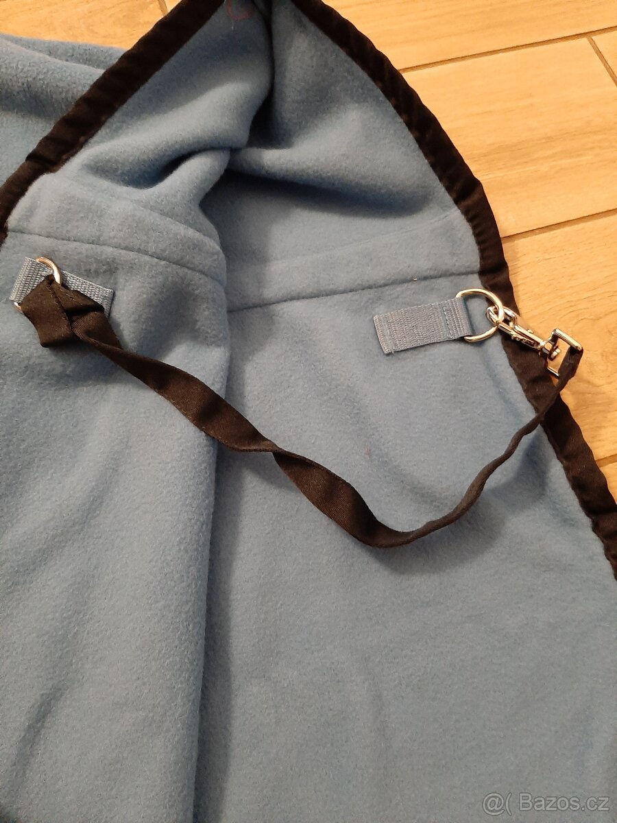 Eskadron sada modro-červená - 3