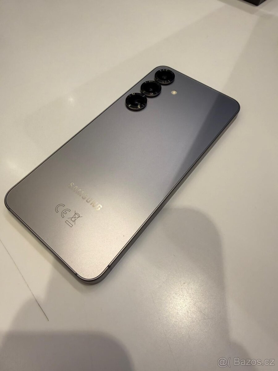 Prodám Samsung Galaxy S25 128 GB - 3
