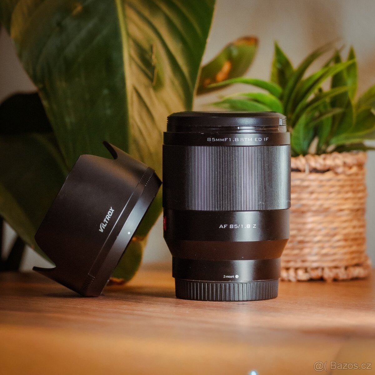 Viltrox 85mm f/1.8 - 3