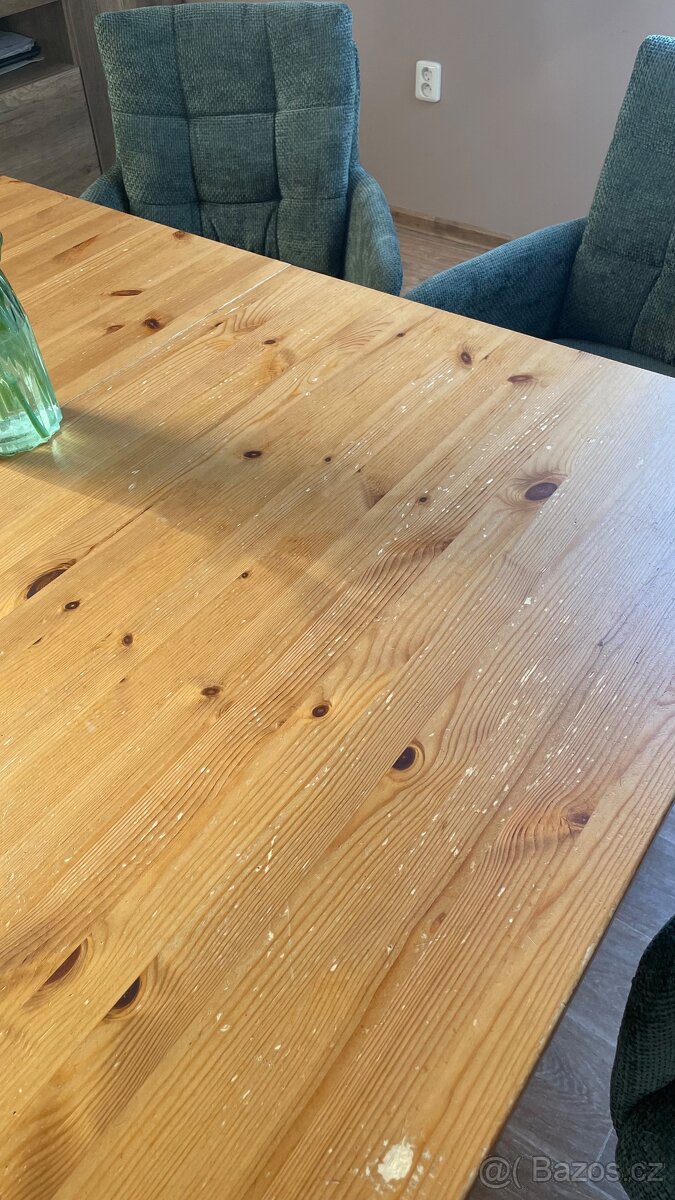 Jídelní stůl - 3