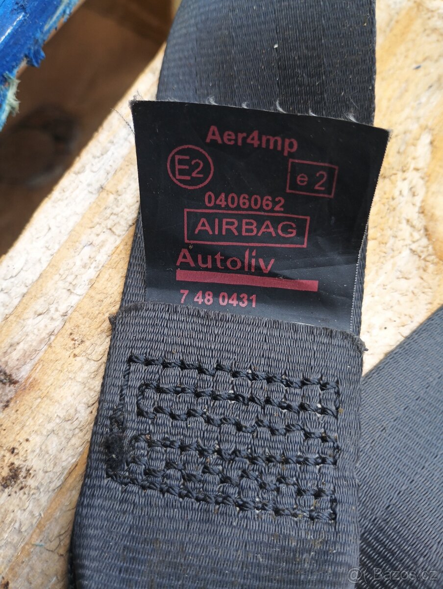 Bezpečnostní pásy Peugeot 308 - 3