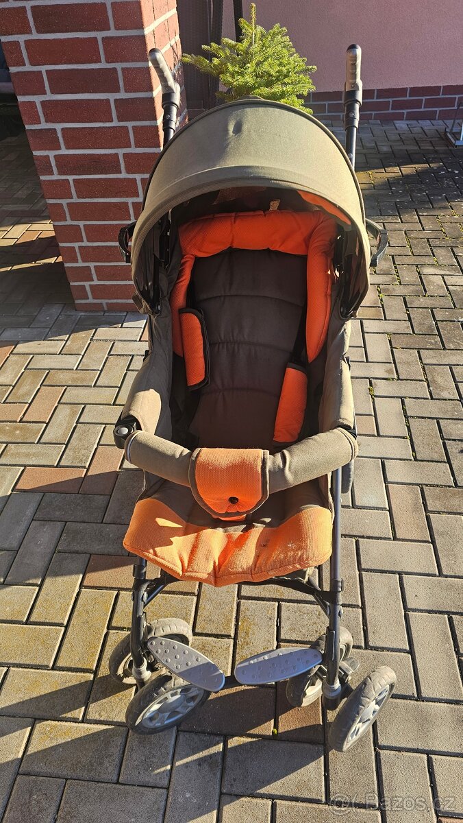 golfový kočárek - 3