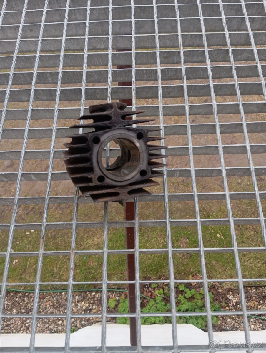 Válec Jawa 50/555 - 3