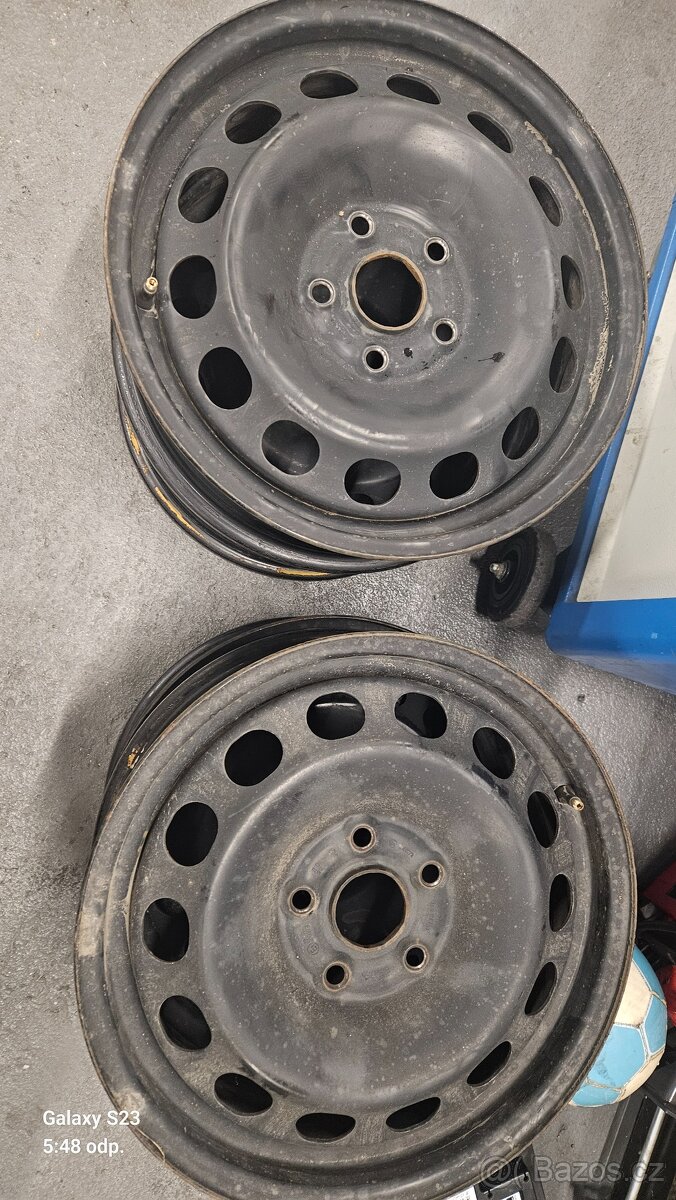 Renault Megane 3 , kola 16, rozteč 114,3 - 3