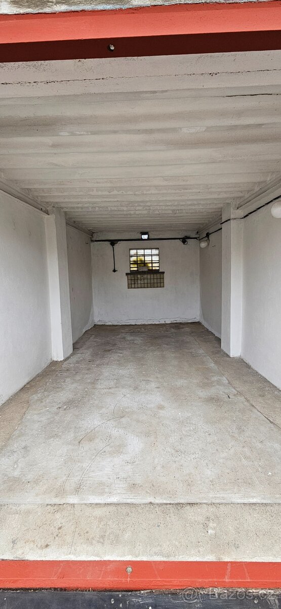 Pronájem garáže - 3