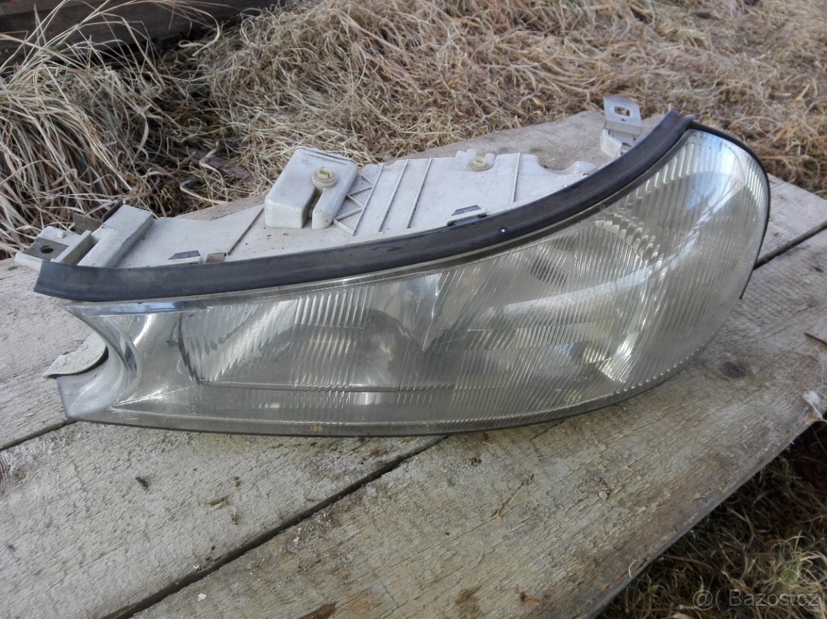 Ford Mondeo II / 2 1.8TD combi - náhradní díly - 3