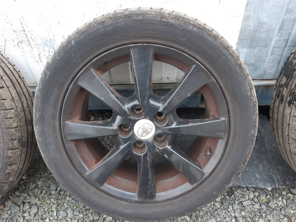 Kola Toyota R17 - 3