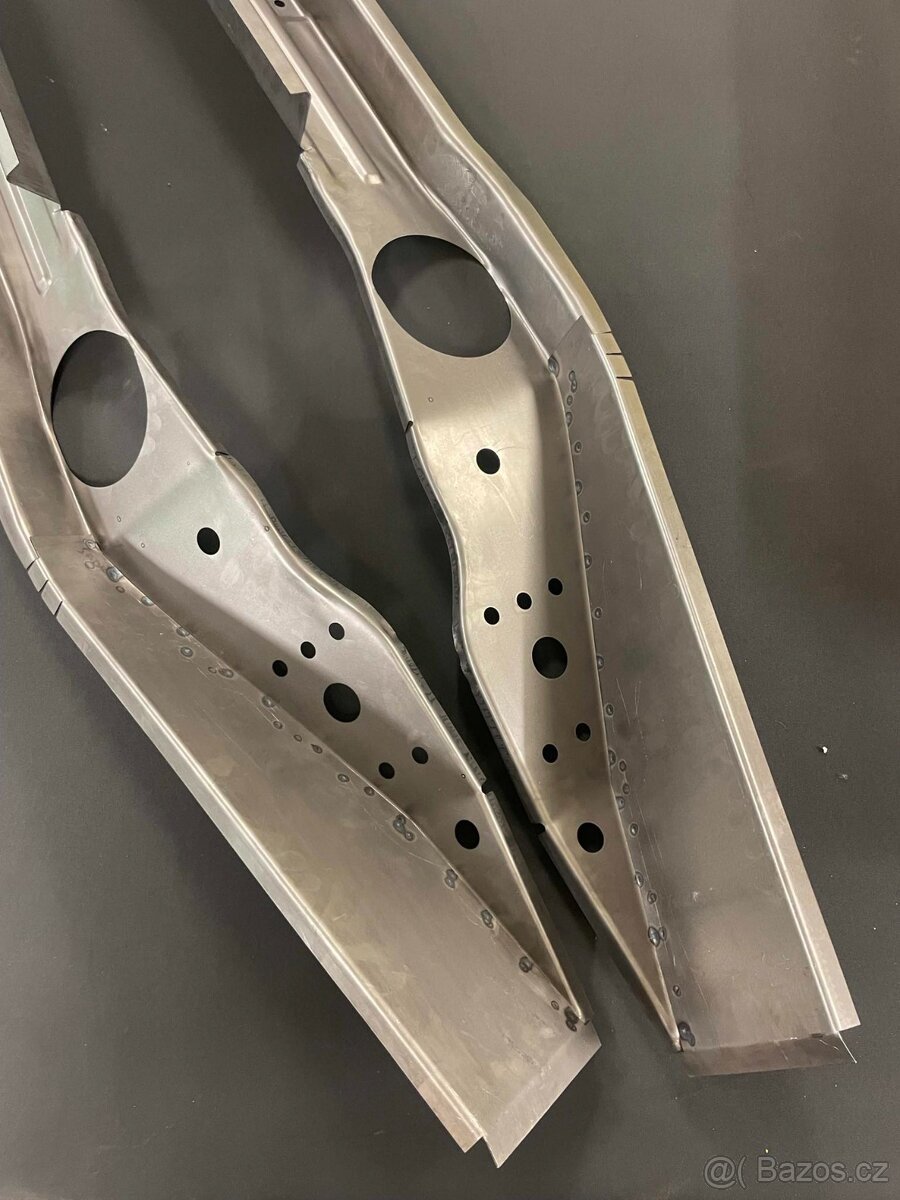 Felicia Pickup - podélný nosník podlahy - Opravný plech - 3