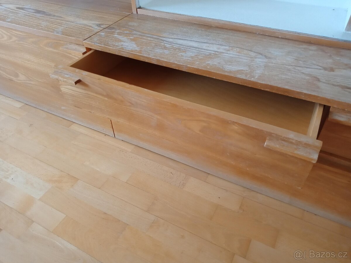 Velká dřevěná obývací stěna - 3