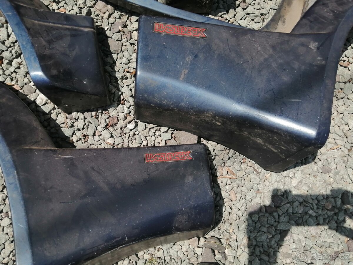 Nissan Terrano 1 D21 Díly - 3