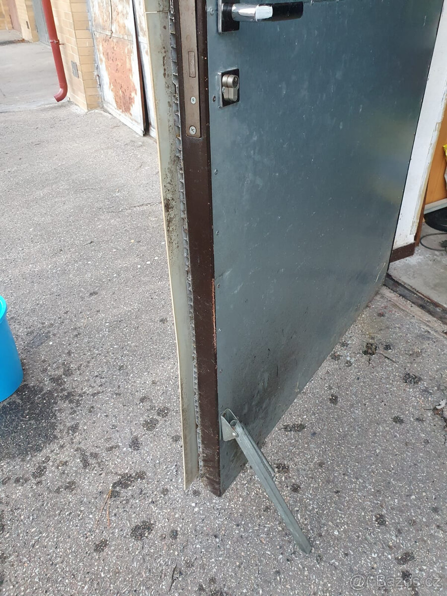 garážová vrata zateplená - 3