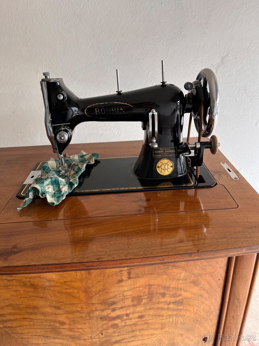 Šicí stroj - 3