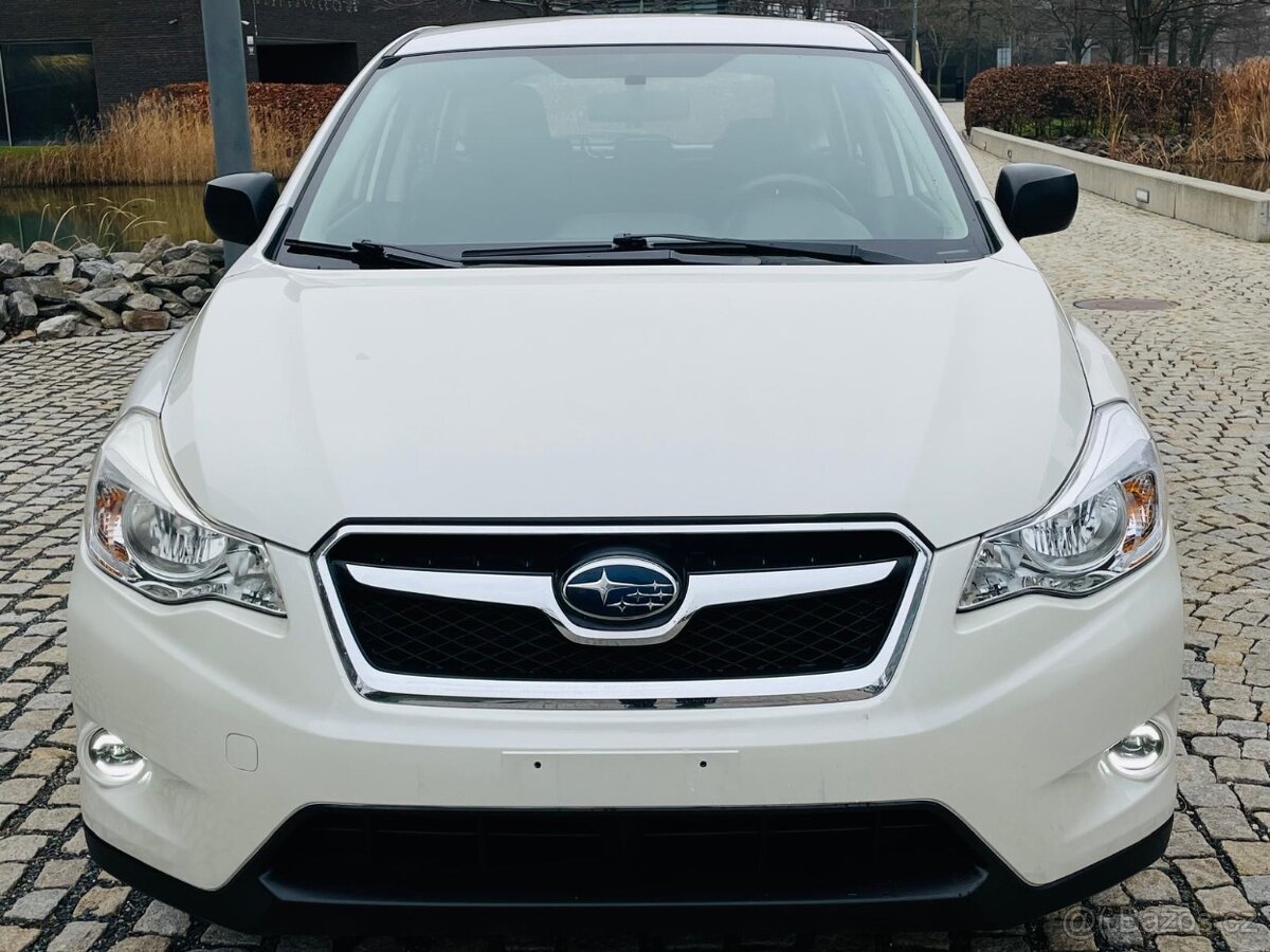 Subaru XV 1.6i 4x4 BENZIN MANUÁL SENZORY TAŽNÉ - 3