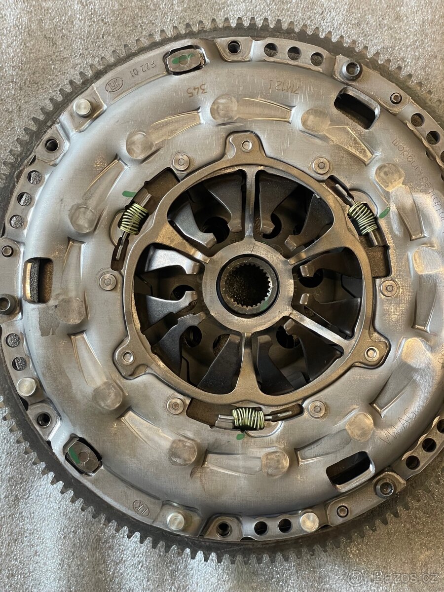 04E141025J Spojka komplet 1.4 TSI - 3