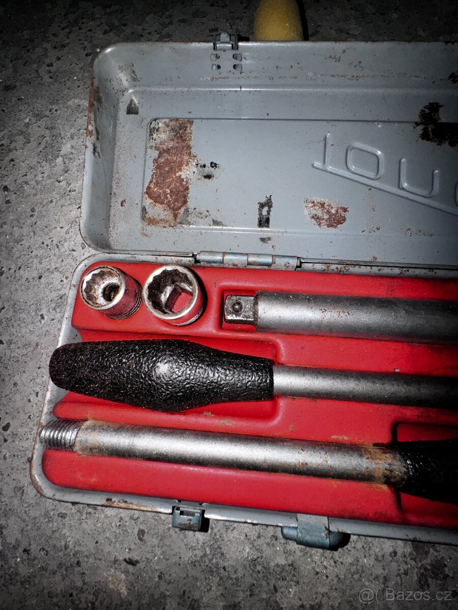 Tona momentovy klíč. - 3