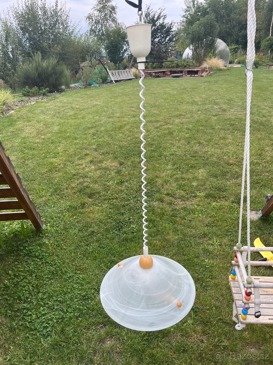 Stahovaci lustr svetlo - 3