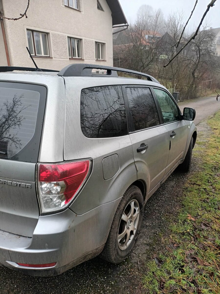 SUBARU FORESTER 2.0 4x4 benzín+LPG - 3