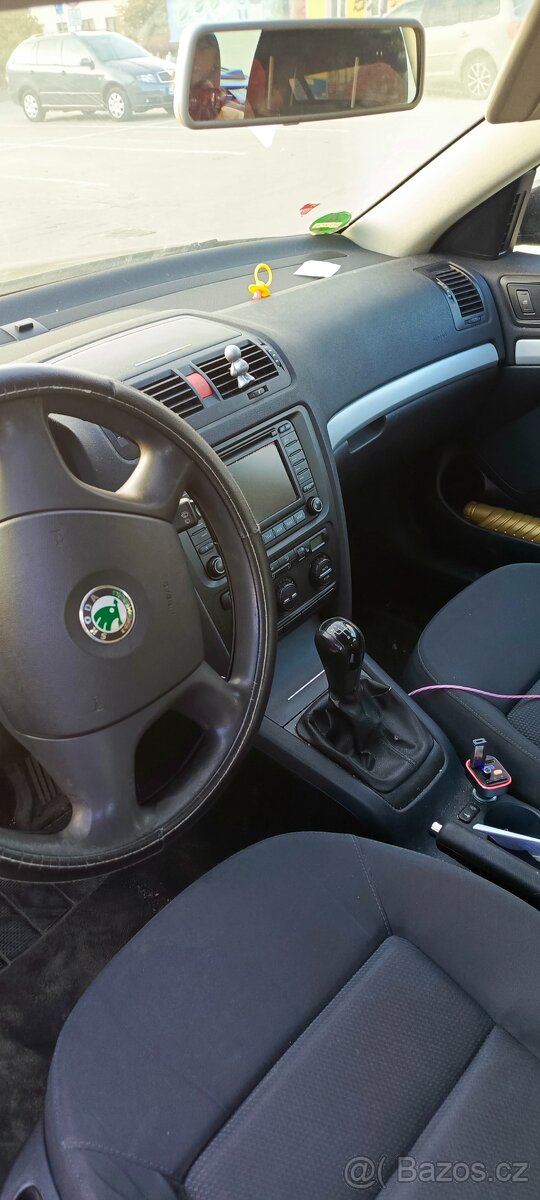 Prodám škoda octavia 2 1.6 MPI 74kw combi plus LPG NOVÁ STK - 3