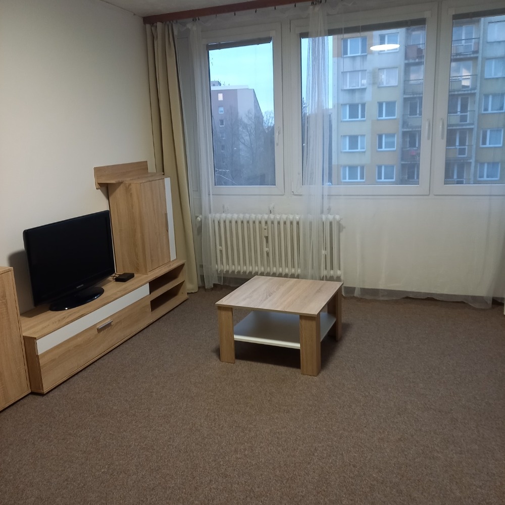 Pronájem 3+1, Praha 9 - Prosek - 3